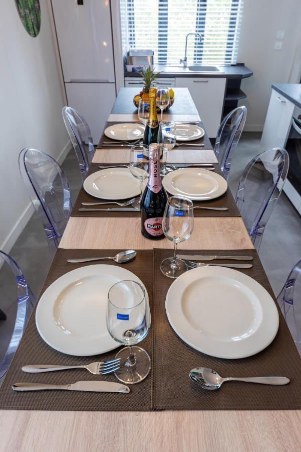 Les Cerisiers Beach Residence, Cosy And Modern 3 Bedroom Apartment Located 50 Metres From The Beach And From All Amenities And Restaurants On The Coastal Road Flic-en-Flacq 외부 사진
