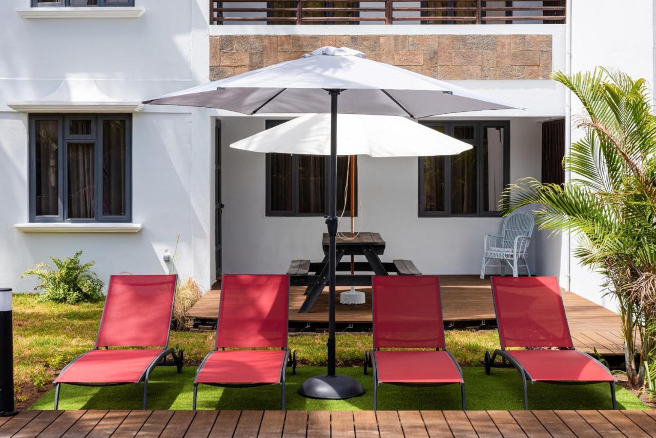 Les Cerisiers Beach Residence, Cosy And Modern 3 Bedroom Apartment Located 50 Metres From The Beach And From All Amenities And Restaurants On The Coastal Road Flic-en-Flacq 외부 사진