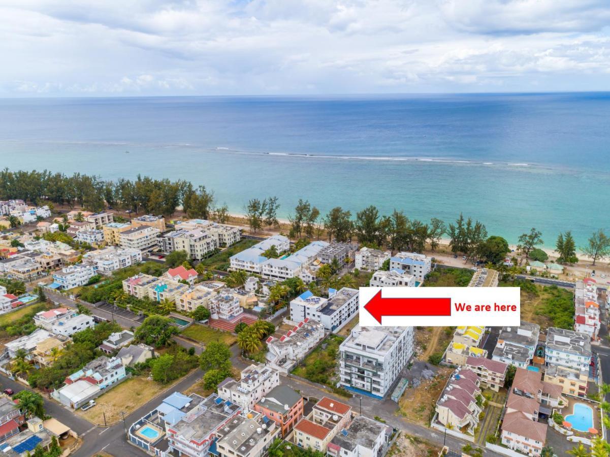 Les Cerisiers Beach Residence, Cosy And Modern 3 Bedroom Apartment Located 50 Metres From The Beach And From All Amenities And Restaurants On The Coastal Road Flic-en-Flacq 외부 사진