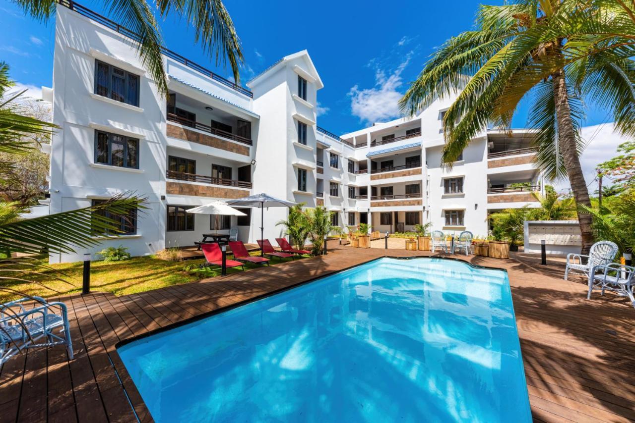 Les Cerisiers Beach Residence, Cosy And Modern 3 Bedroom Apartment Located 50 Metres From The Beach And From All Amenities And Restaurants On The Coastal Road Flic-en-Flacq 외부 사진
