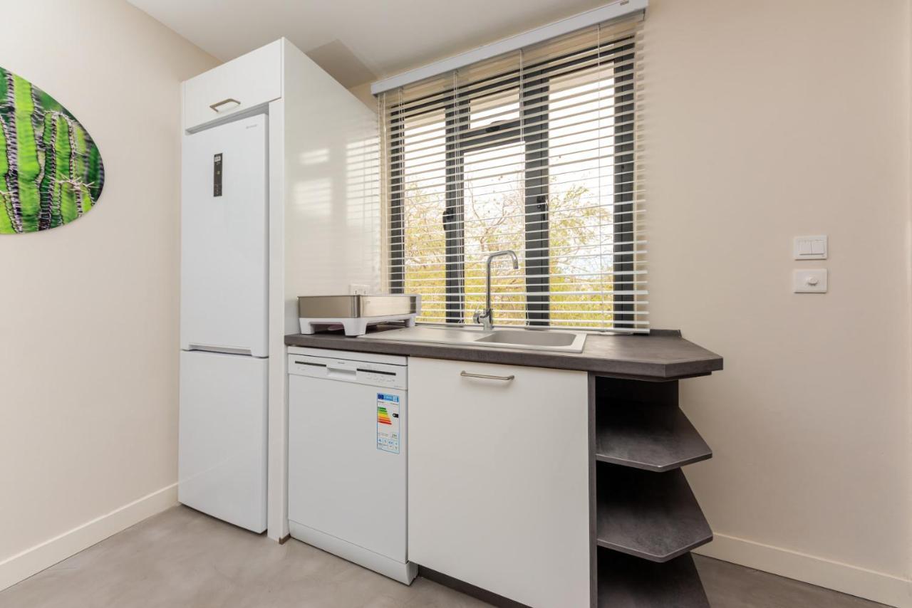 Les Cerisiers Beach Residence, Cosy And Modern 3 Bedroom Apartment Located 50 Metres From The Beach And From All Amenities And Restaurants On The Coastal Road Flic-en-Flacq 외부 사진