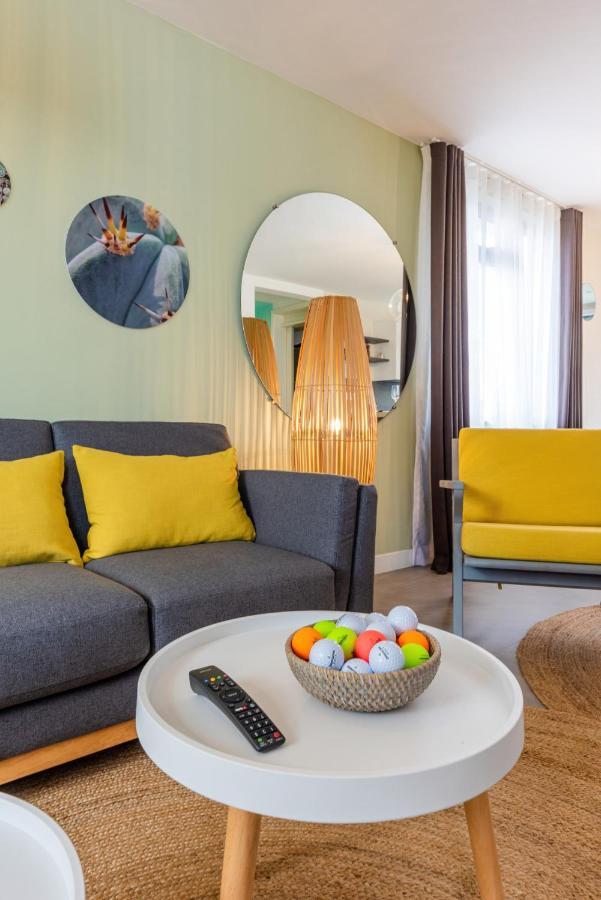 Les Cerisiers Beach Residence, Cosy And Modern 3 Bedroom Apartment Located 50 Metres From The Beach And From All Amenities And Restaurants On The Coastal Road Flic-en-Flacq 외부 사진