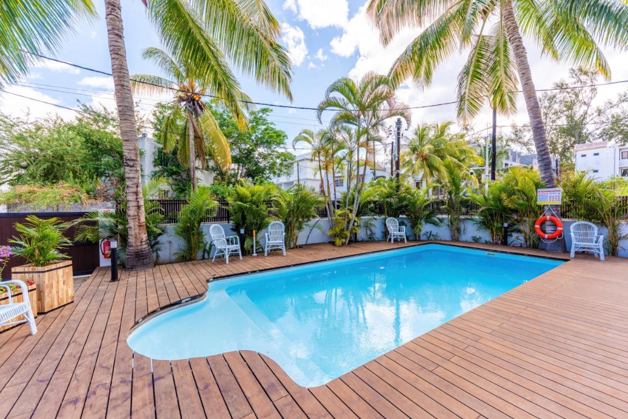 Les Cerisiers Beach Residence, Cosy And Modern 3 Bedroom Apartment Located 50 Metres From The Beach And From All Amenities And Restaurants On The Coastal Road Flic-en-Flacq 외부 사진