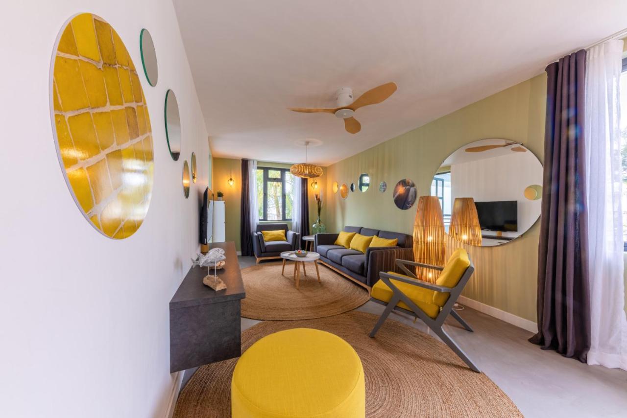 Les Cerisiers Beach Residence, Cosy And Modern 3 Bedroom Apartment Located 50 Metres From The Beach And From All Amenities And Restaurants On The Coastal Road Flic-en-Flacq 외부 사진