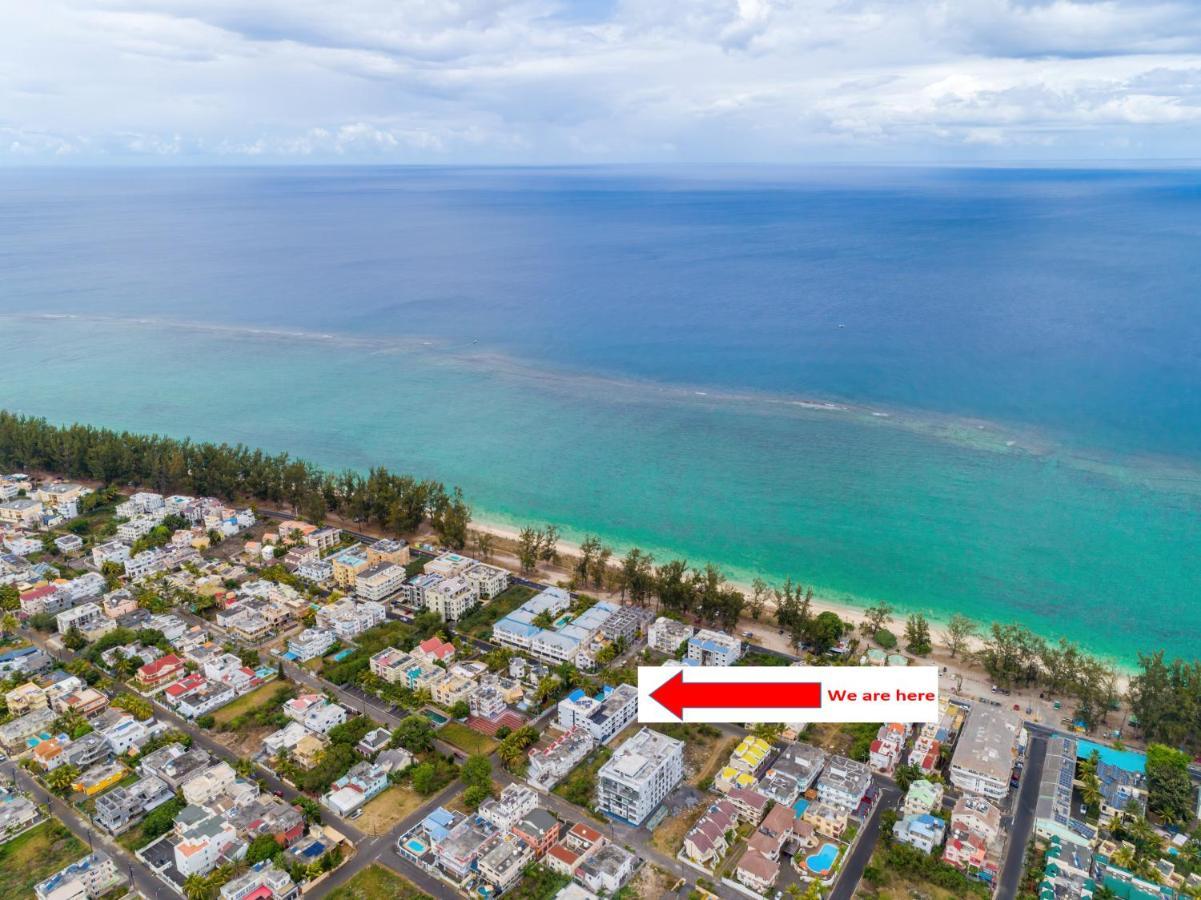 Les Cerisiers Beach Residence, Cosy And Modern 3 Bedroom Apartment Located 50 Metres From The Beach And From All Amenities And Restaurants On The Coastal Road Flic-en-Flacq 외부 사진